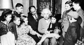 Einstein’ın Tuhaf Alışkanlıkları: Dahi Olmanın Gizli Yolları mı?